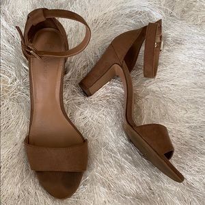 Kelly & Katie Block Heels 7